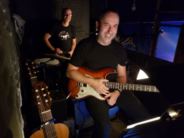 In the very compact Starmites pit - November 2022