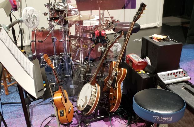 Instruments for Twelfth Night: Gibson ES 335 TD electric guitar, tenor banjo & tenor ukulele